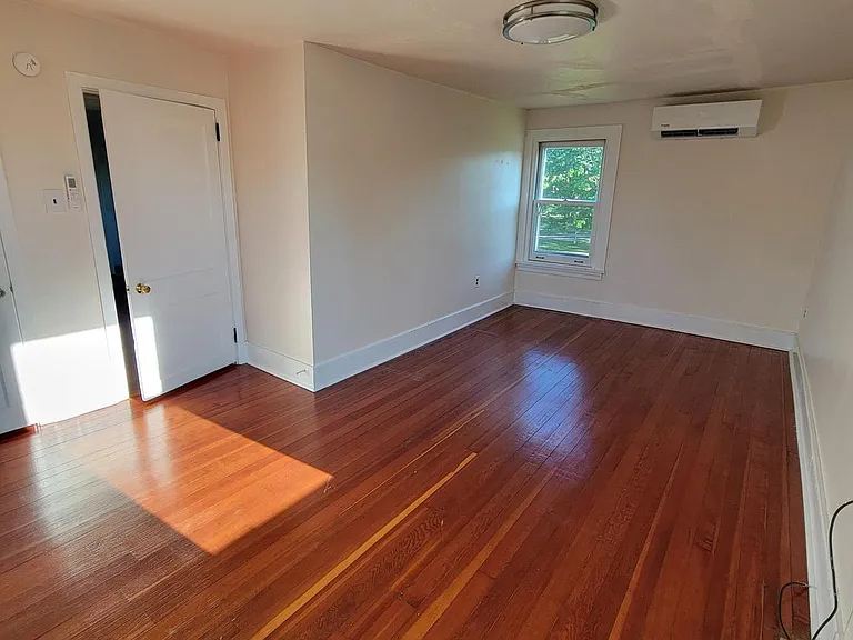 110 Gumbes Rd #2ND FLOOR — Photo 12