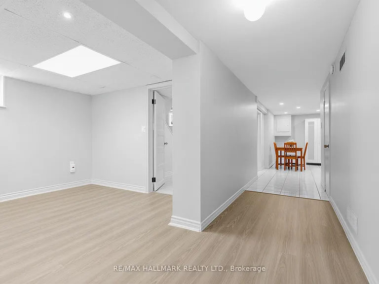 67 Trinnell Blvd #BSMNT — Photo 15