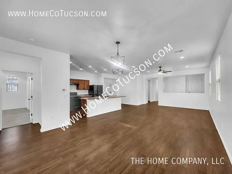 6876 S Benedetti Ct — Photo 8