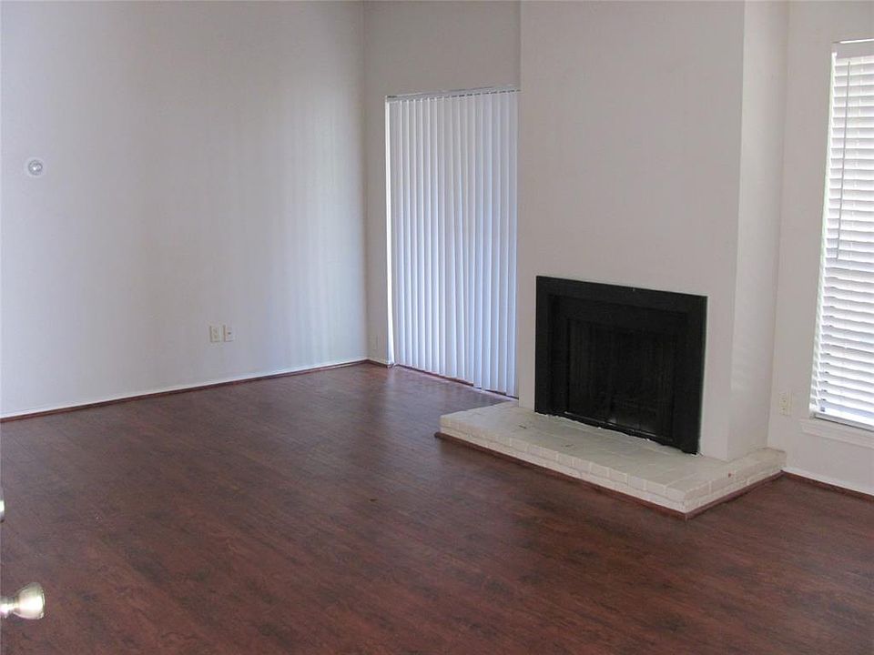 1st image of 9707 Richmond Ave APT 7