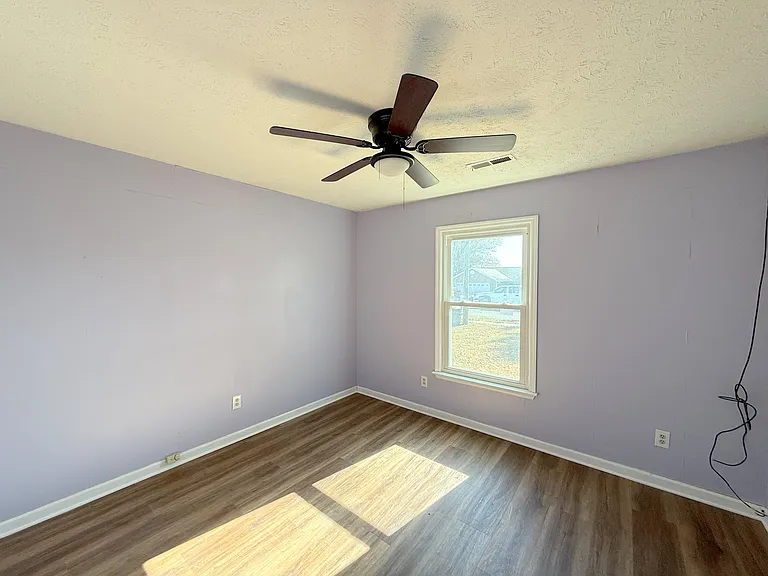 158 Lewis Ln — Photo 22