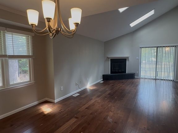 2nd image of 1507 Westlawn Ave #6546355