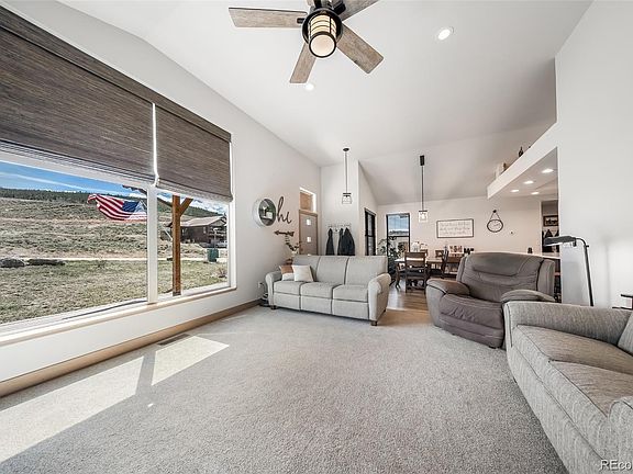 4th image of 555 E Sumner Avenue