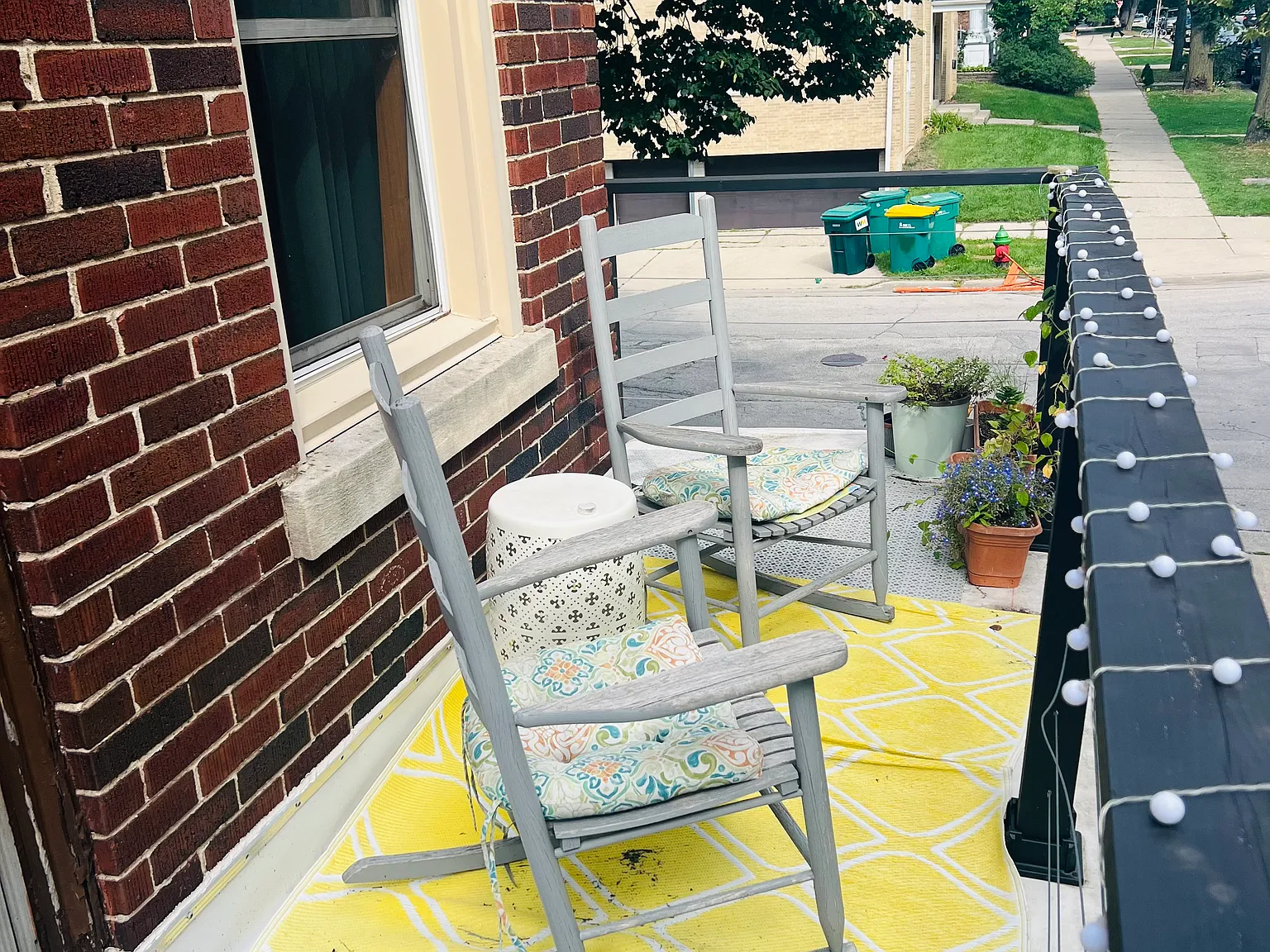 2 bed, 1300 sqft, $1,475 — Photo 2