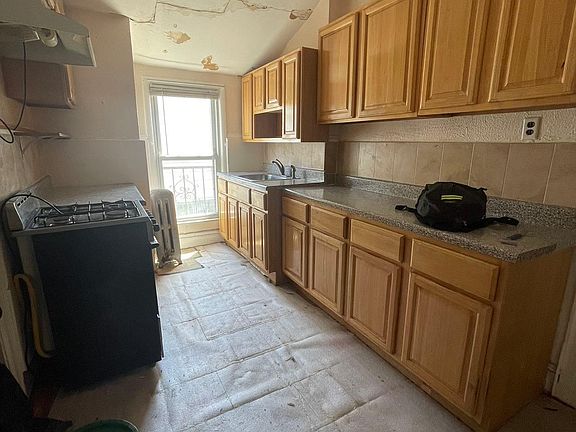 4th image of 1622 77th St Floor 3
