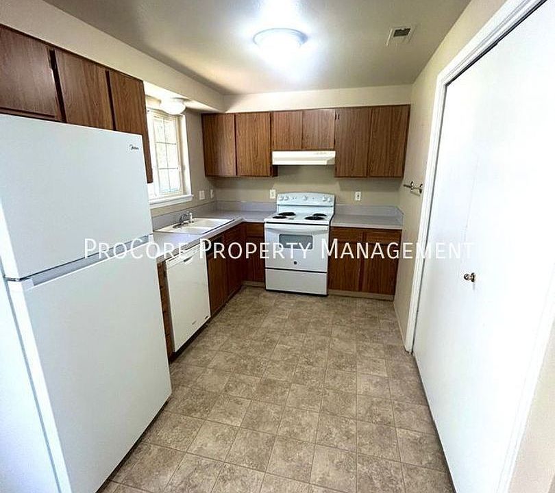 1st image of 3748 W Rose Hill St APT 201