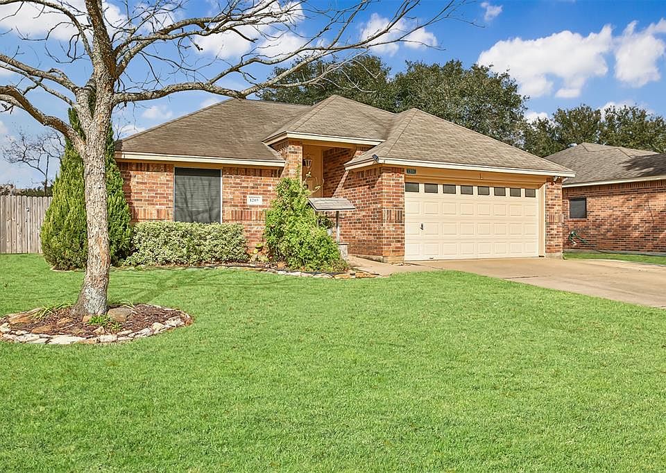 1st image of 1205 Shadowlake Dr