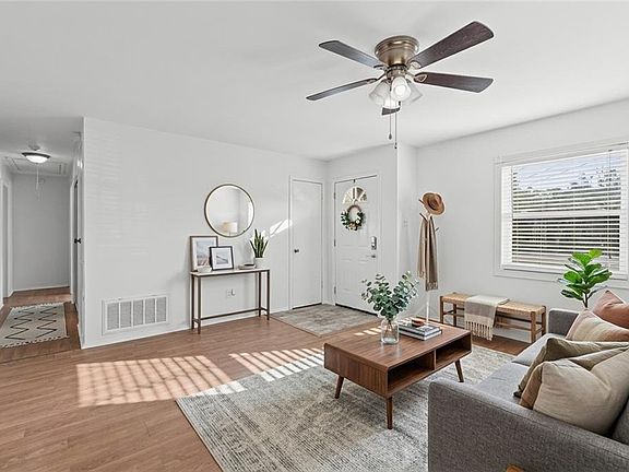 4th image of 759 Trailwood Dr W
