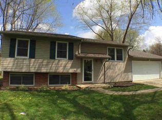 4608 W Woodway Dr, Muncie, IN 47304