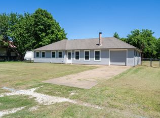 917 Charles Ct, Granbury, TX 76049