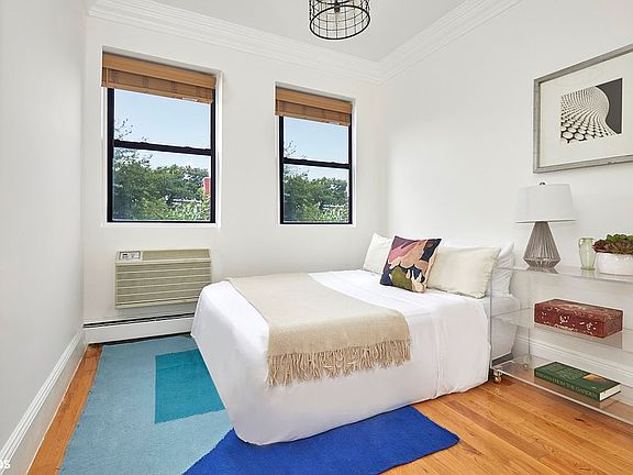 5th image of 171 Engert Ave #10