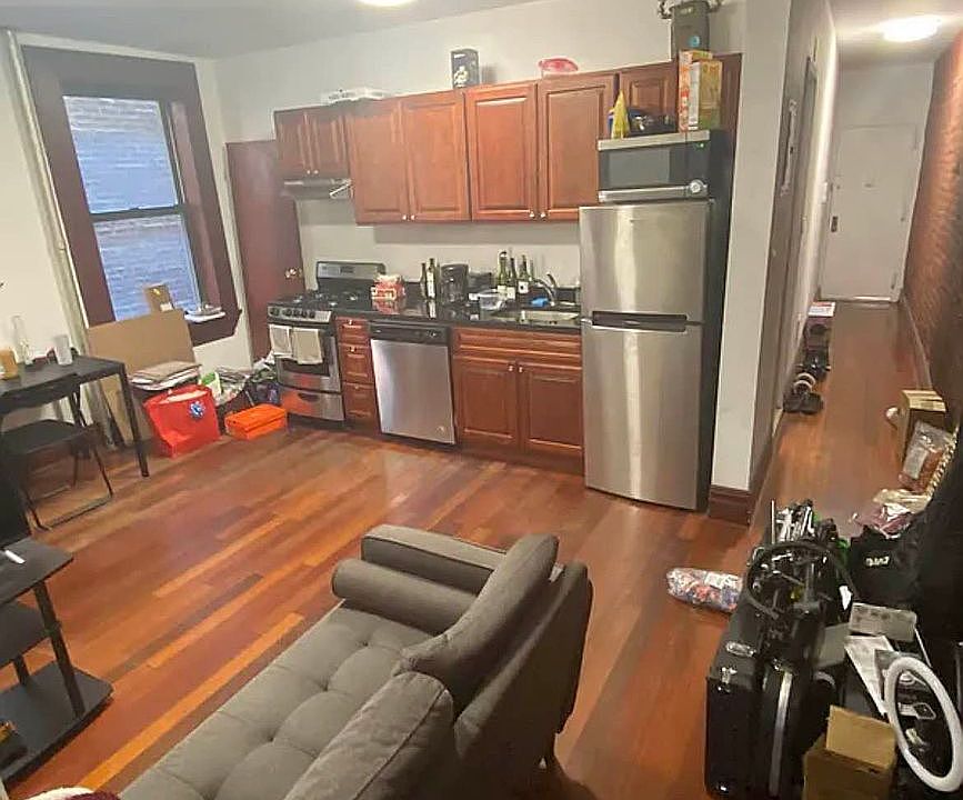 1st image of 1261 Park Ave APT 8
