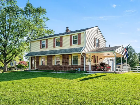 4035 Fairway Rd, Lafayette Hill, PA 19444
