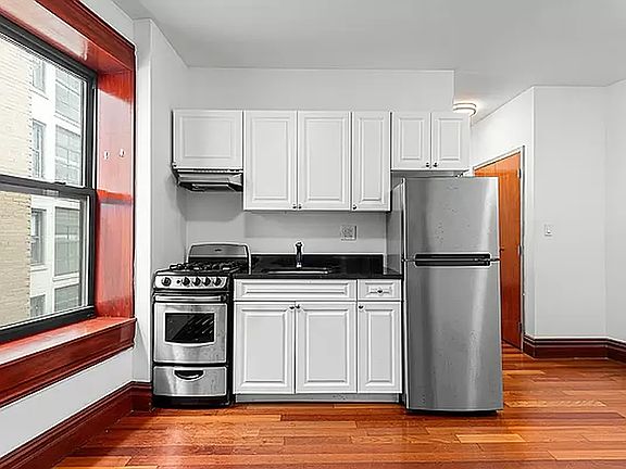 2nd image of 1392 Madison Ave APT 20