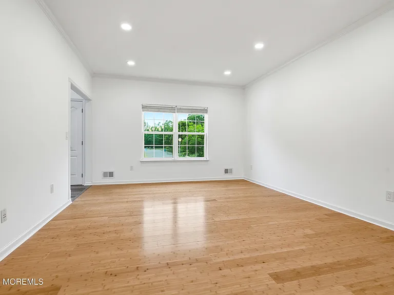10 Etty Ct — Photo 19