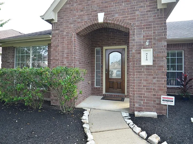 5115 Trevors Trace Ln — Photo 2