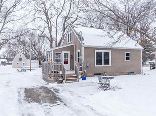 3266 Hammond Ave, Waterloo, IA 50702