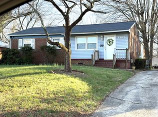 1802 Curry St, Greensboro, NC 27406