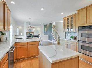 1056 Winding Creek Ln, Delaware, OH 43015