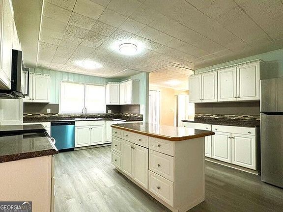 4th image of 2875 Horseshoe Dr
