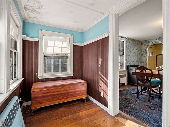 5th image of 32 Grant Rd