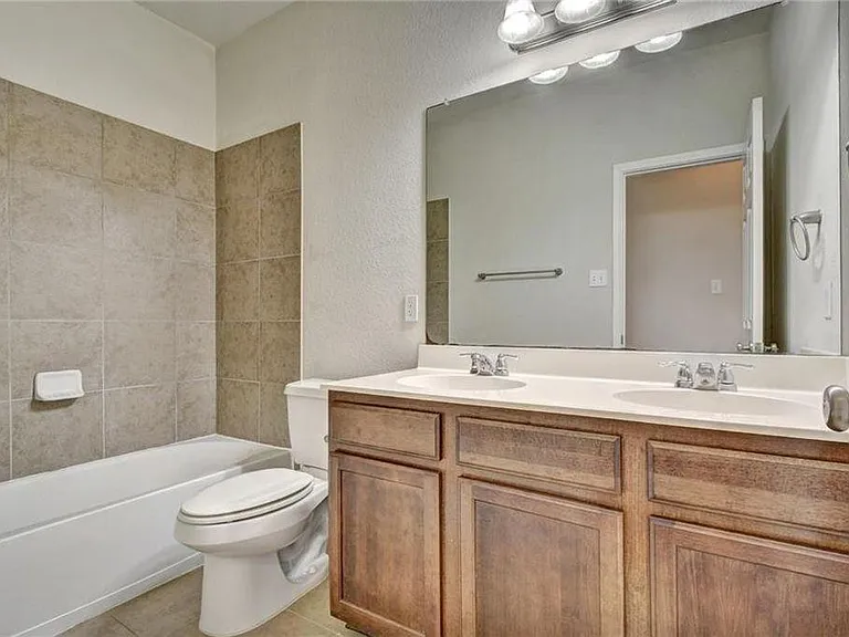 11400 W Parmer Ln #83 — Photo 6