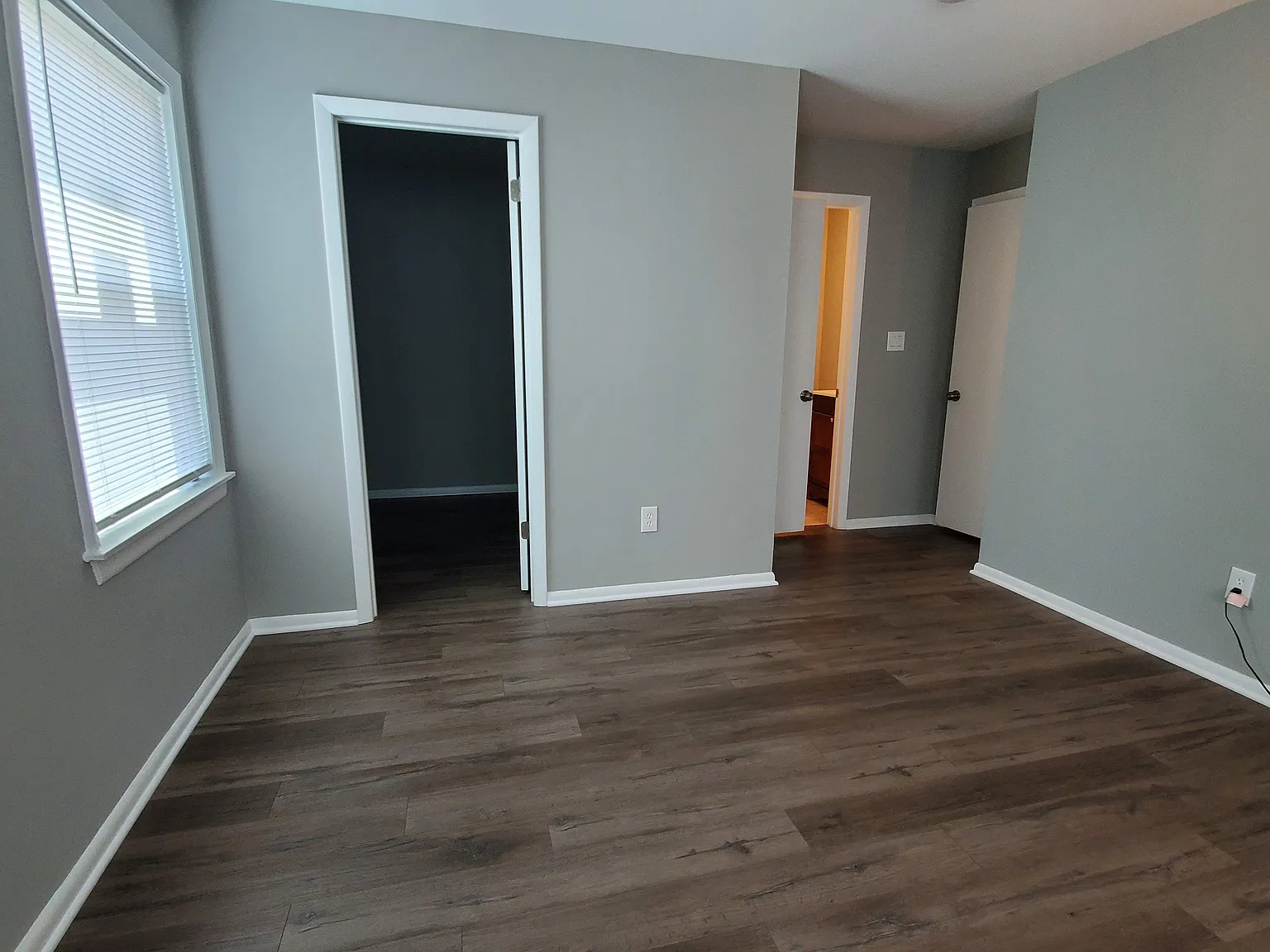 2 bed, 873 sqft, $1,900 — Photo 4