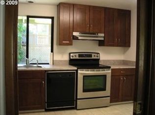 295 Brookside Dr, Eugene, OR 97405