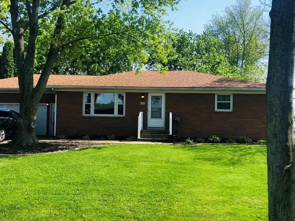 1910 65th Ave W, Rock Island, IL 61201