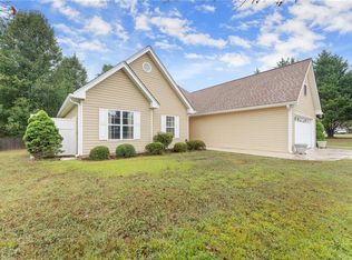 3520 Hope Rd, Cumming, GA 30041