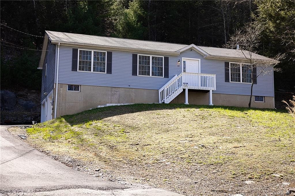 215 Peenpack Trail, Huguenot, NY 12746 Zillow