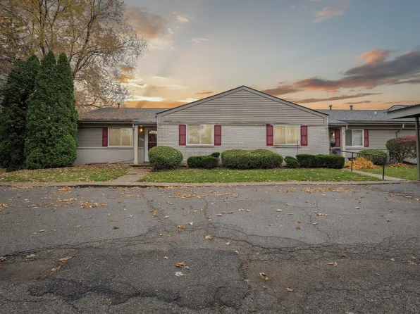 26291 Franklin Pointe Dr, Southfield, MI 48034