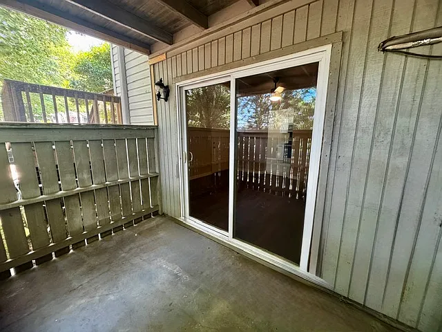 1665 Hunters Trl — Photo 17