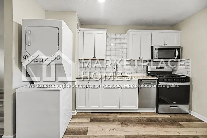 412 Todd St SE #C — Photo 11
