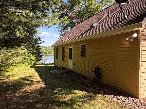 3rd image of 39806 Pine Island Point Trl