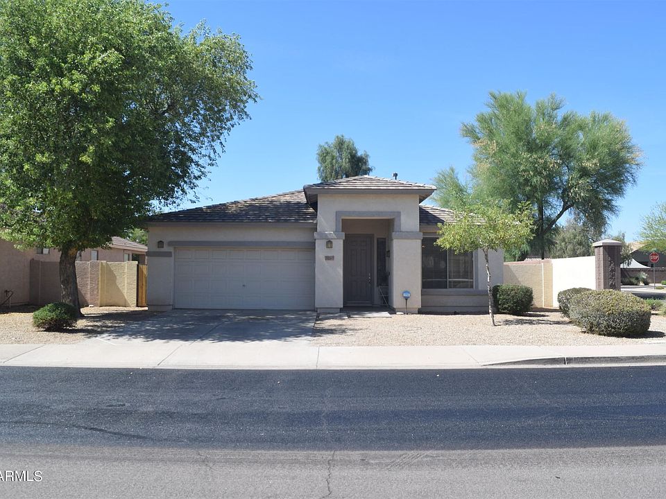 1st image of 3260 E Canyon Creek Dr