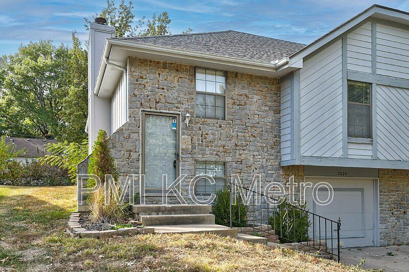 1st image of 7824 E 130th Ct