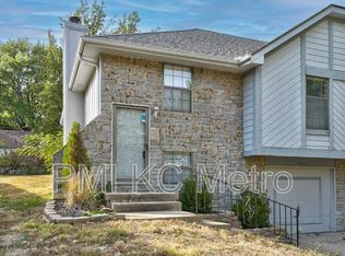 7824 E 130th Ct, Grandview, MO 64030