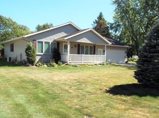 817 Sunset Dr, Antigo, WI 54409