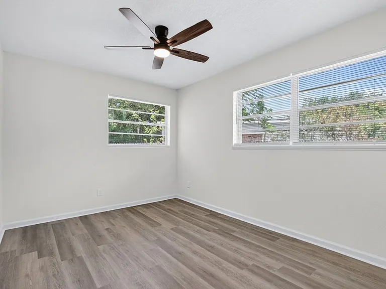 2149 Corot Dr — Photo 25