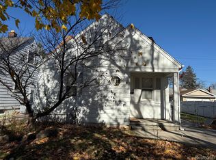 876 Garfield Ave, Lincoln Park, MI