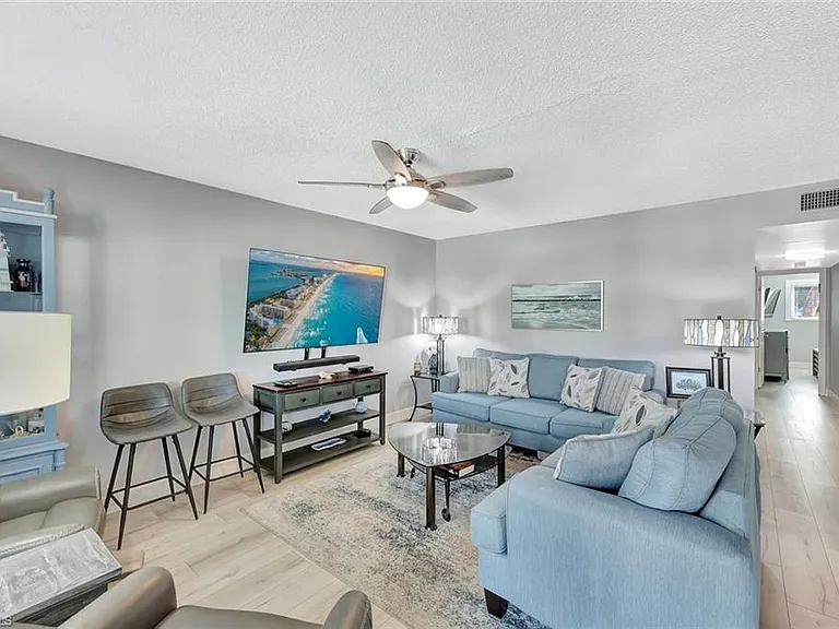 766 Central Ave #207 — Photo 4