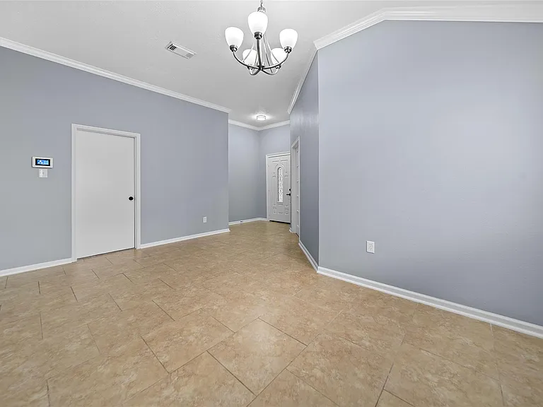 6627 Greenhouse Rd — Photo 5