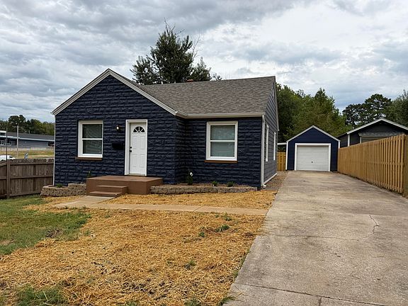 3rd image of 2336 N Johnston Avenue