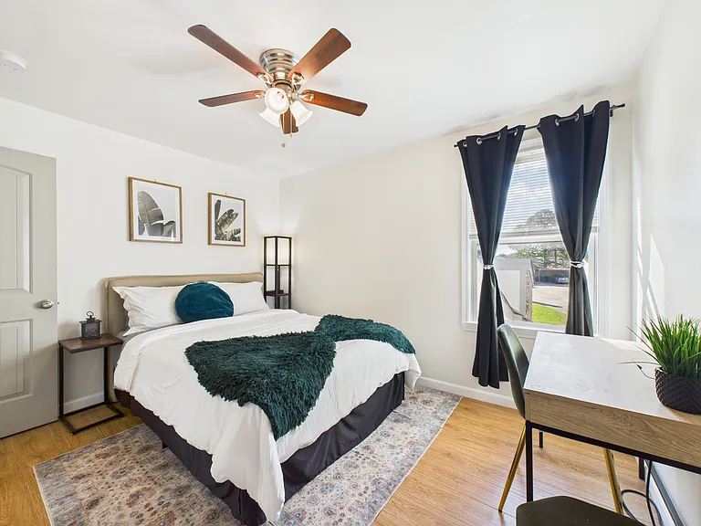 7836 Bateman Ln — Photo 35