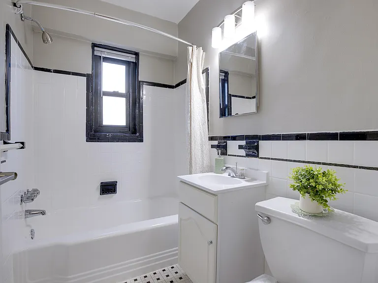 Classic bathroom at The Diplomat Studio Apartment