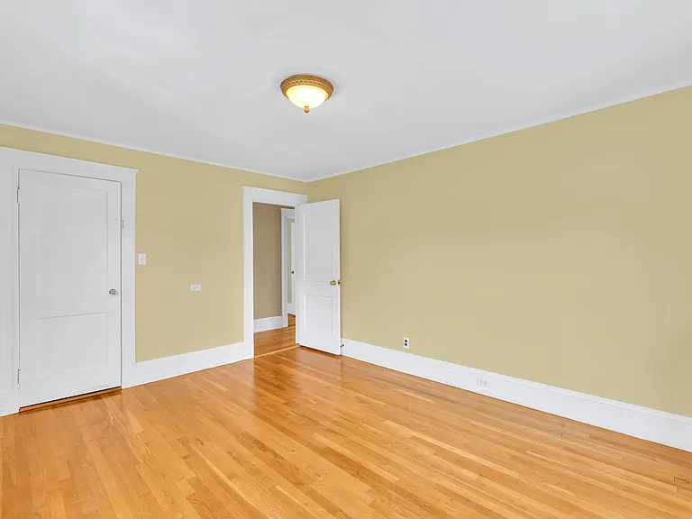 11 Upland Rd — Photo 15
