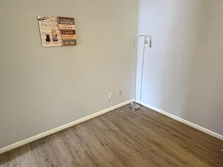 405 The Mews #405 — Photo 33