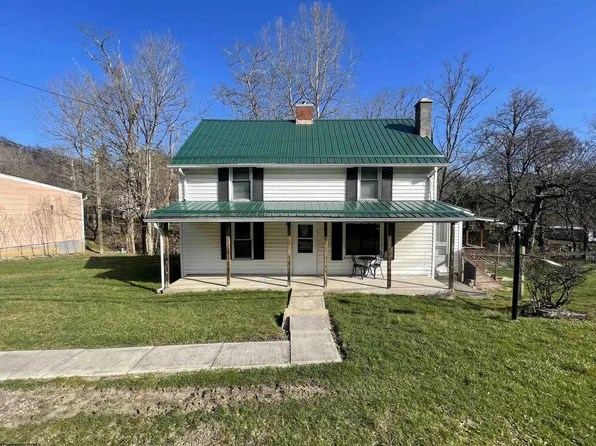 6 Cherry Hill Rd, Philippi, WV 26416