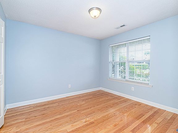 5th image of 5213 Frankford Dr SE